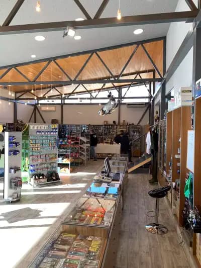 Velvet Fishing Shop - магазин за рибари