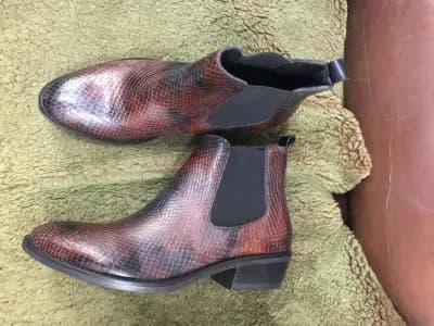 ARISE -VARNA leather shoes and bags