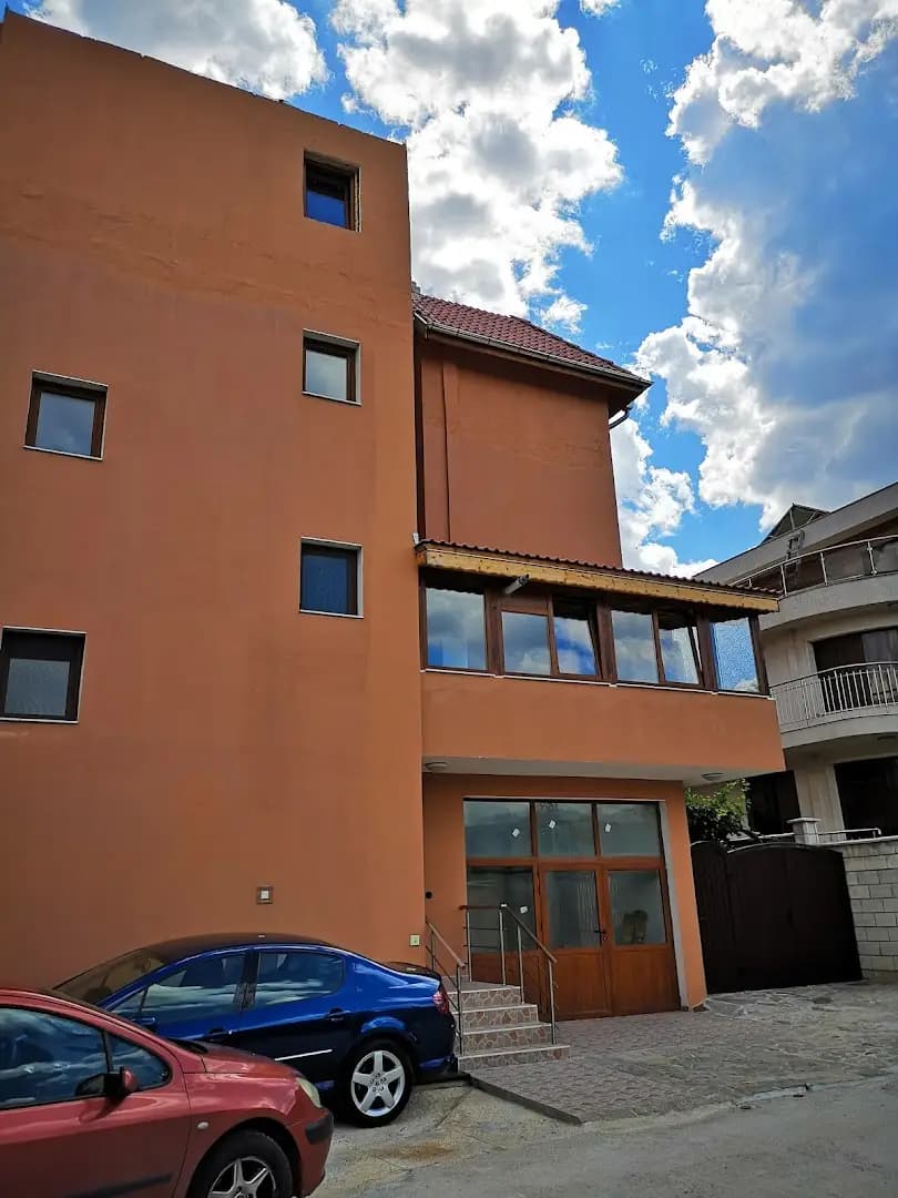 Alfa Guest House - Free Parking
