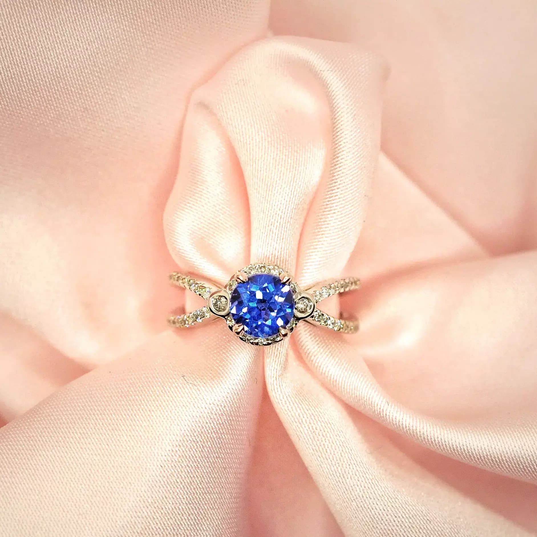 Aristo Jewellery - Бижутерия Варна - Бижута по поръчка и модели-уникати