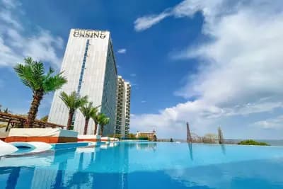 International Hotel Casino & Tower Suites