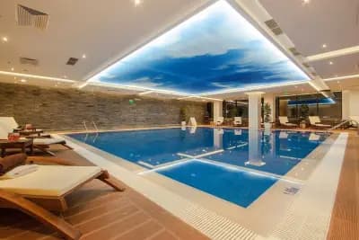 International Hotel Casino & Tower Suites