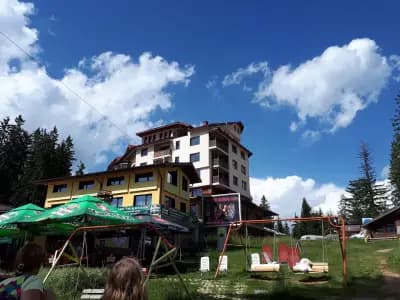 Apartments Black Horse | Хотел Пампорово | Апартаменти за настаняване | Ресторант | Почивка на планина