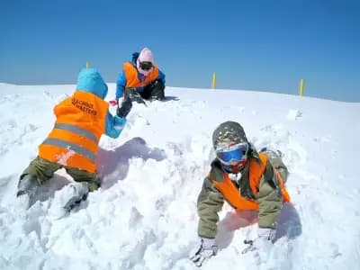'Snow Masters' Ski School and Ski Rental shop, Borovets