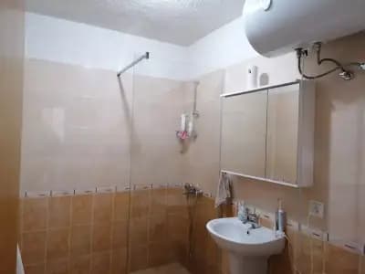 New Homez - недвижими имоти. Апартаменти, къщи, продажби, под наем.