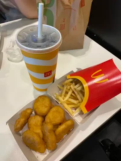 Макдоналдс
