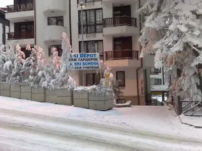 Ski Hire & Ski School Chamkoria