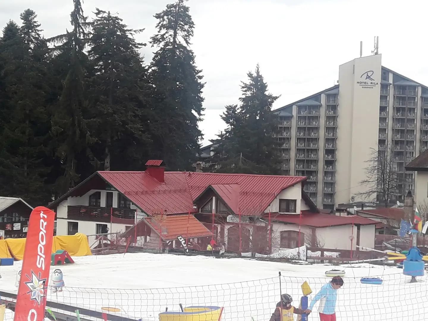 Hunters ski school Borovets