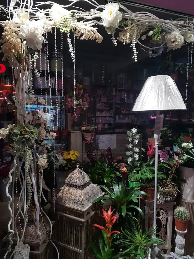Цветарски магазин"la flore Каtlea"