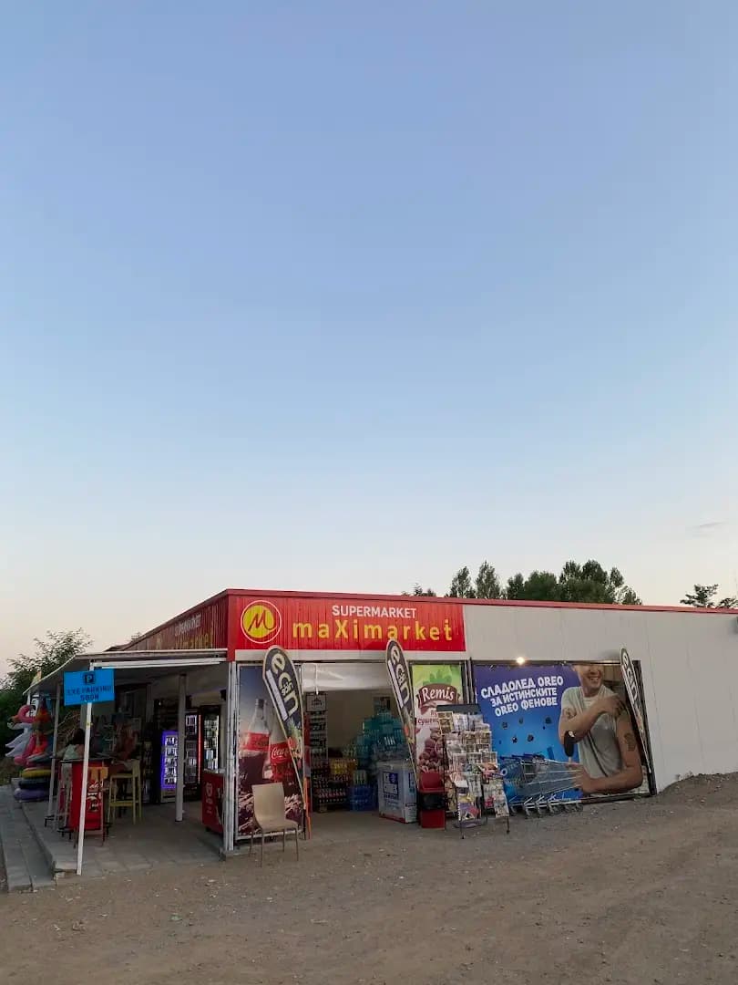 Maxi market
