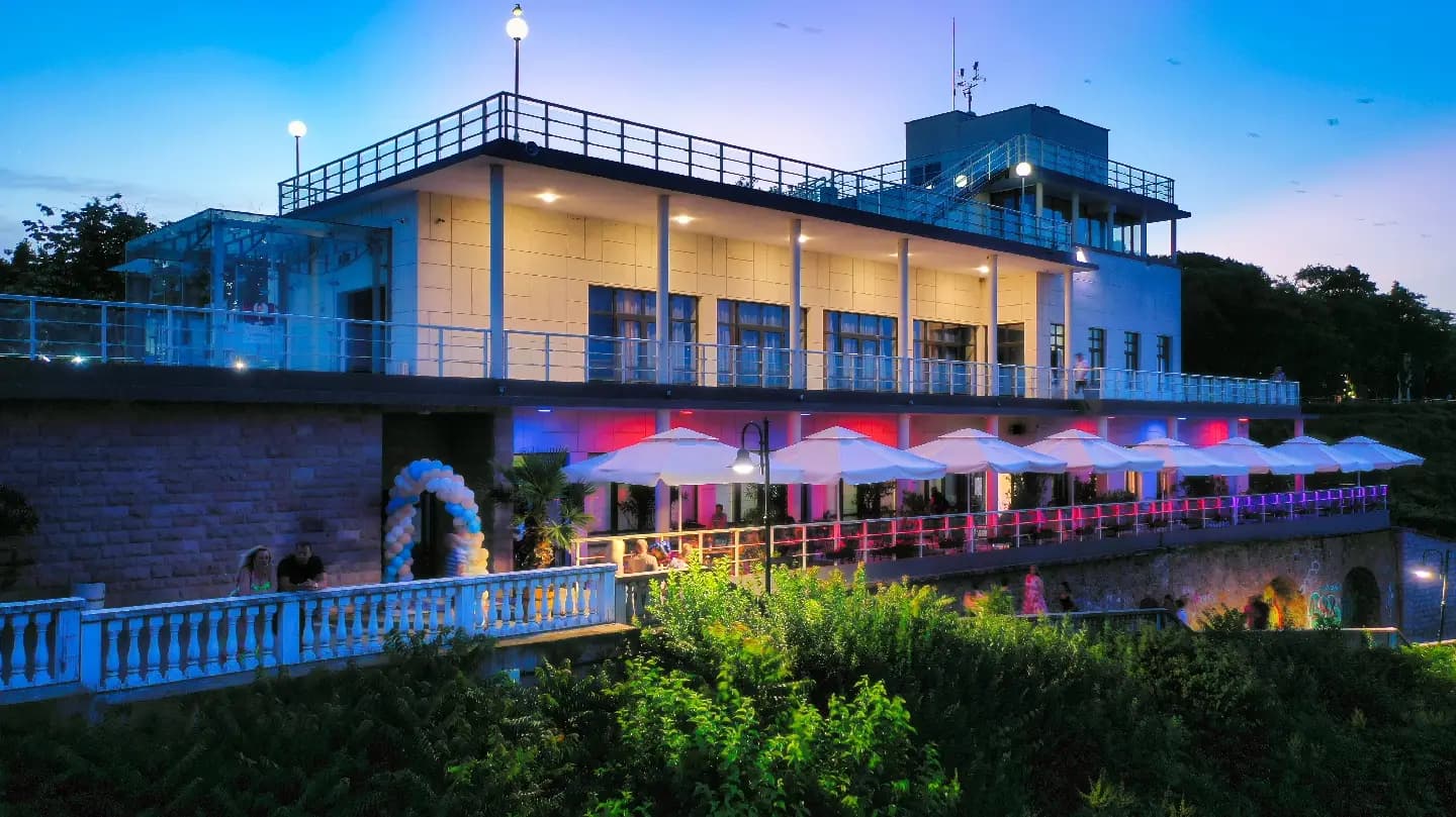 „Морско казино“ Coffee&Cocktails Bar