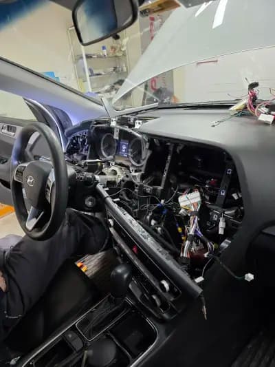 Technopolis car audio & xenon center Burgas