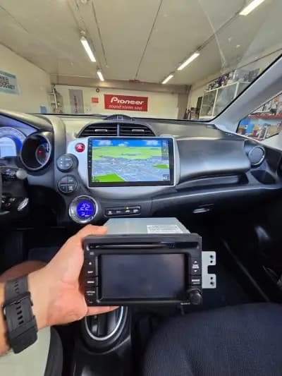 Technopolis car audio & xenon center Burgas