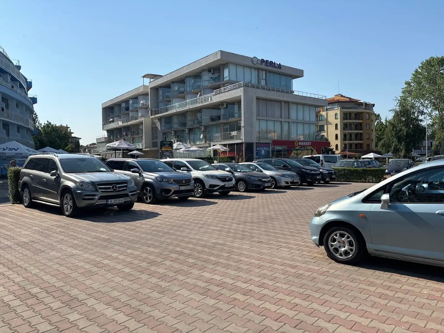 Rent A Car CROWN