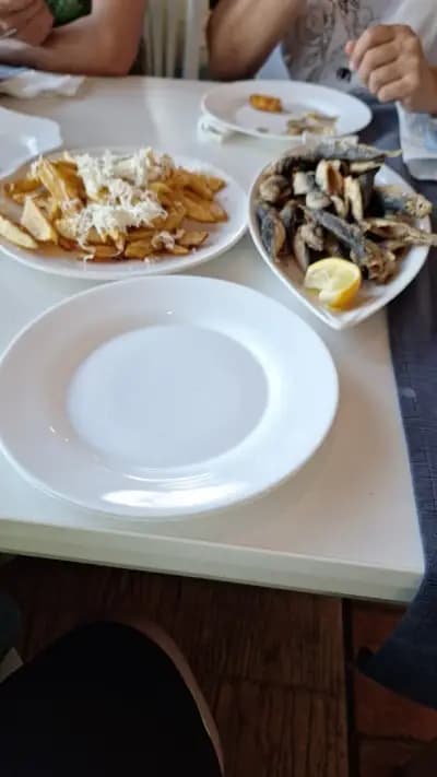 Рибната къща Сарафово