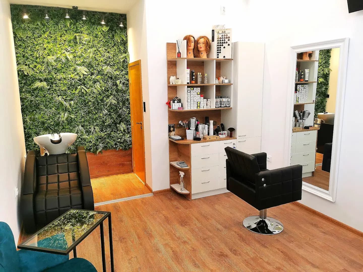 Premium Beauty Salon