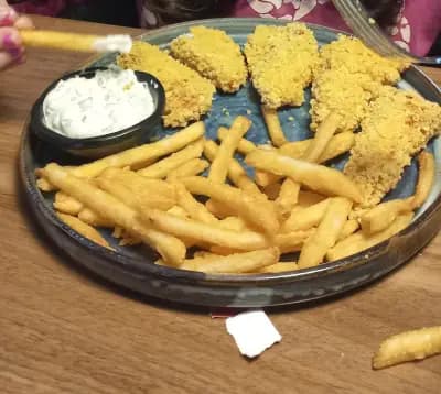 Happy Bar & Grill Lazur