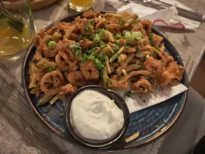 Happy Bar & Grill Lazur
