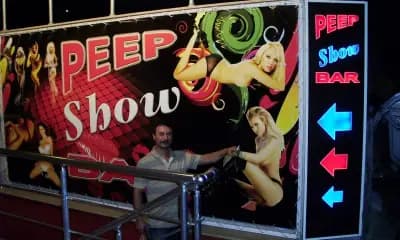 Peep Bar