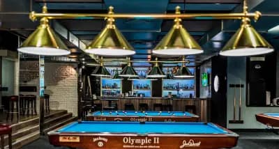 Shots bar & billiard