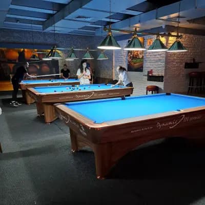 Shots bar & billiard