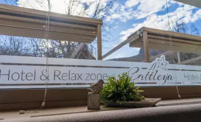 Hotel & Relax Zone Cattleya