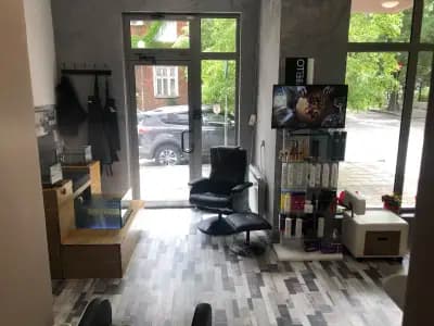 Fish spa beauty studio 2
