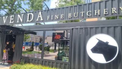 Butcher Grill Bus