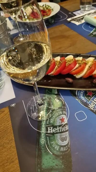 Ресторант & пицария Каре