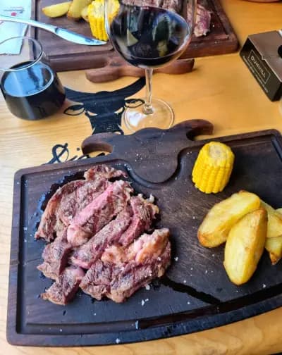 Ресторант Djanam Steak House