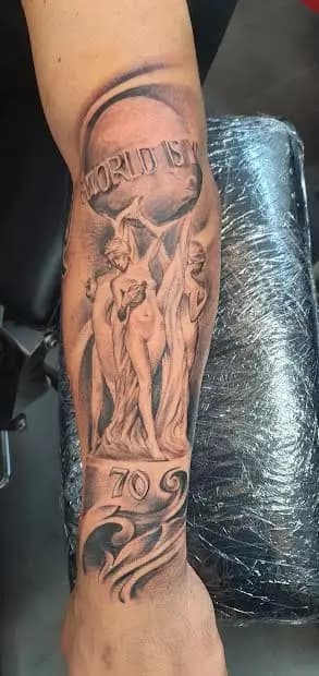 Dimitroff Tattoo Studio
