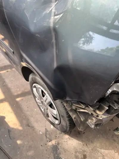 Бояджийски и тенекеджийски услуги