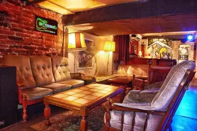 Rock’n Rolla Bar & Club