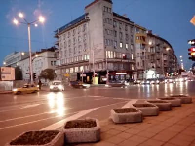 Малък градски театър „Зад канала“
