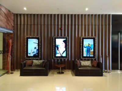 Cine Grand Srm - Tzar - Luxury Lounge and Cinema