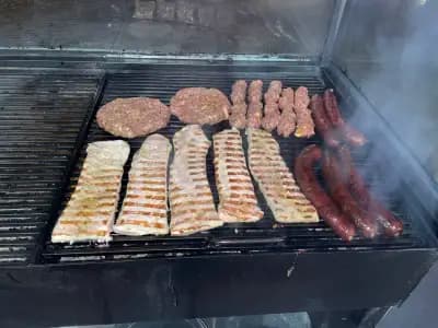 Сръбска Скара "С МЕРАКъ" - Serbian barbeque MERAKa Food and Takeaway