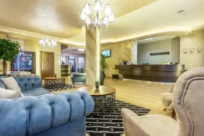 City Avenue Hotel by HMG-Free Parking-Free Wi-Fi