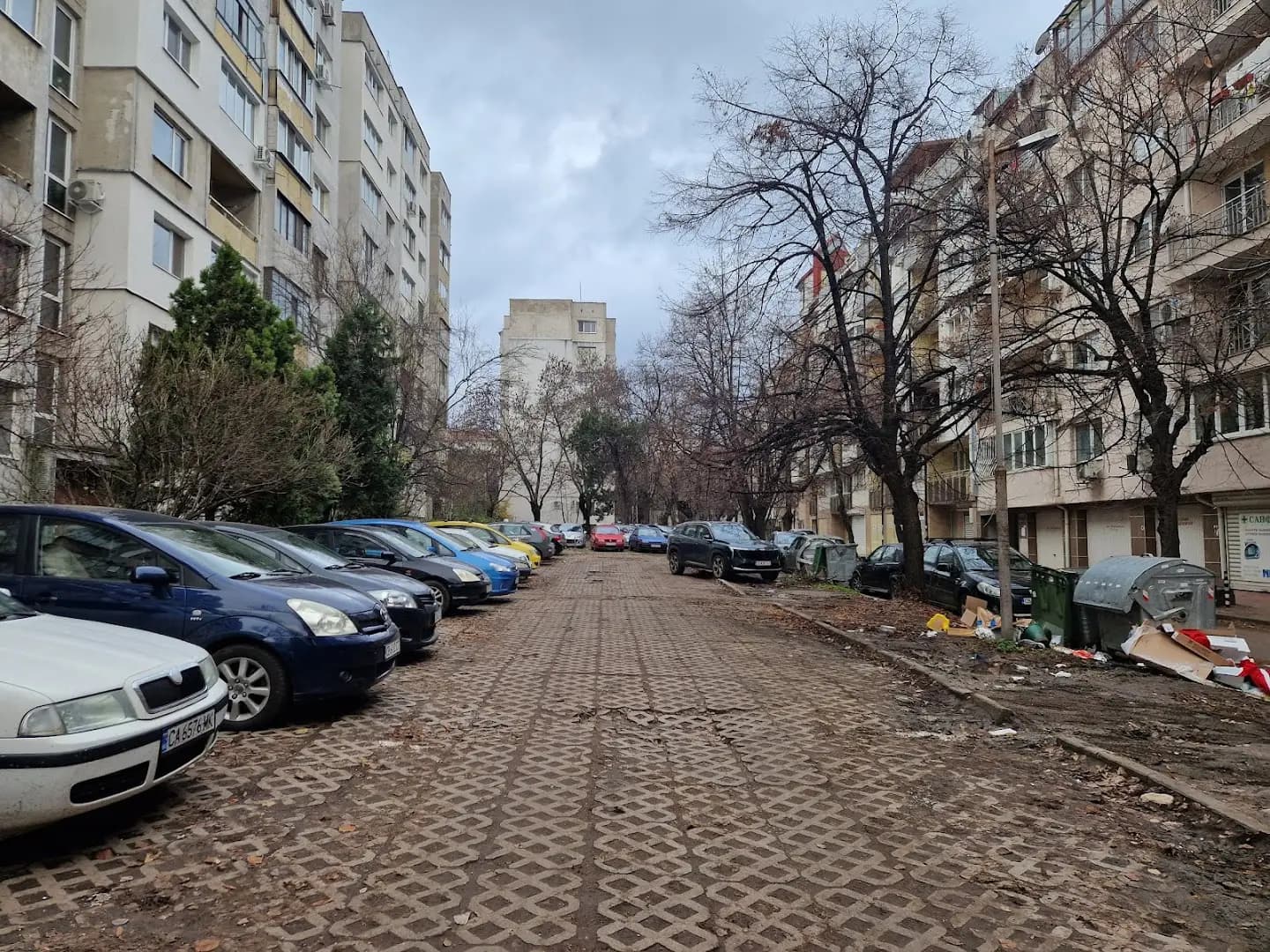 Семеен хотел Зора