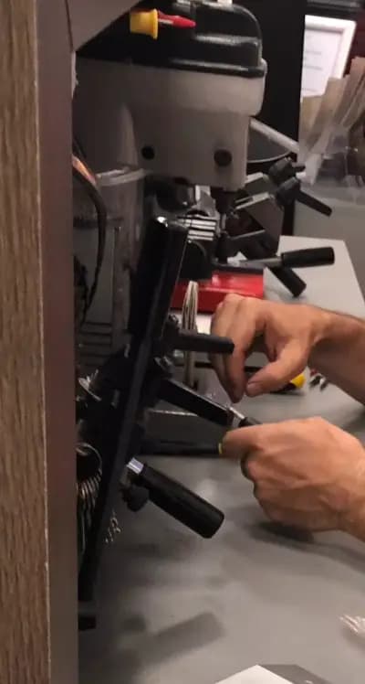 Ключарски център - Младост /ФАНТАСТИКО/