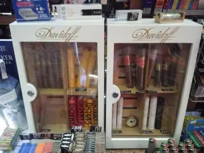 JoYce Tobacco & Drinks