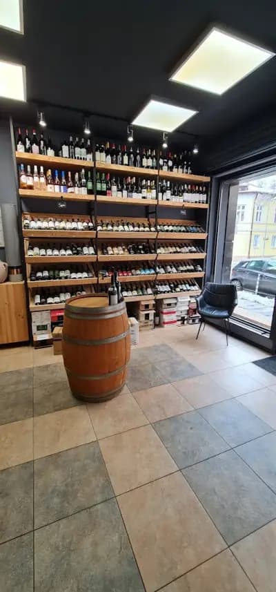 Cellar 52