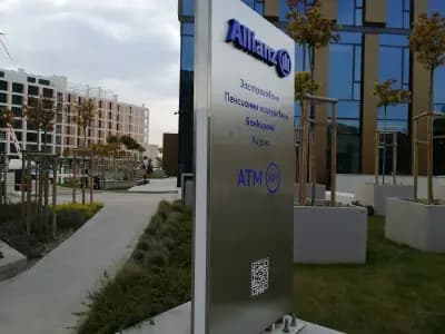 Алианц България