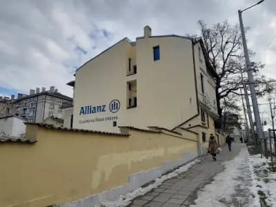 Алианц България