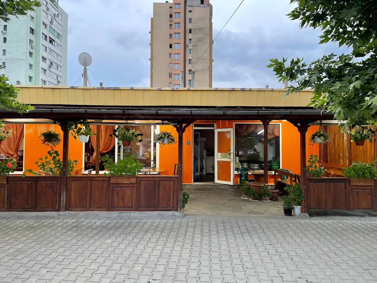 Китайски ресторант (Chinese restaurant)