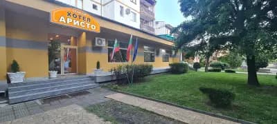 Семеен хотел Аристо