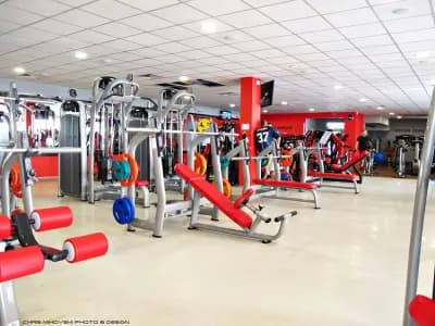 West Gym Надежда