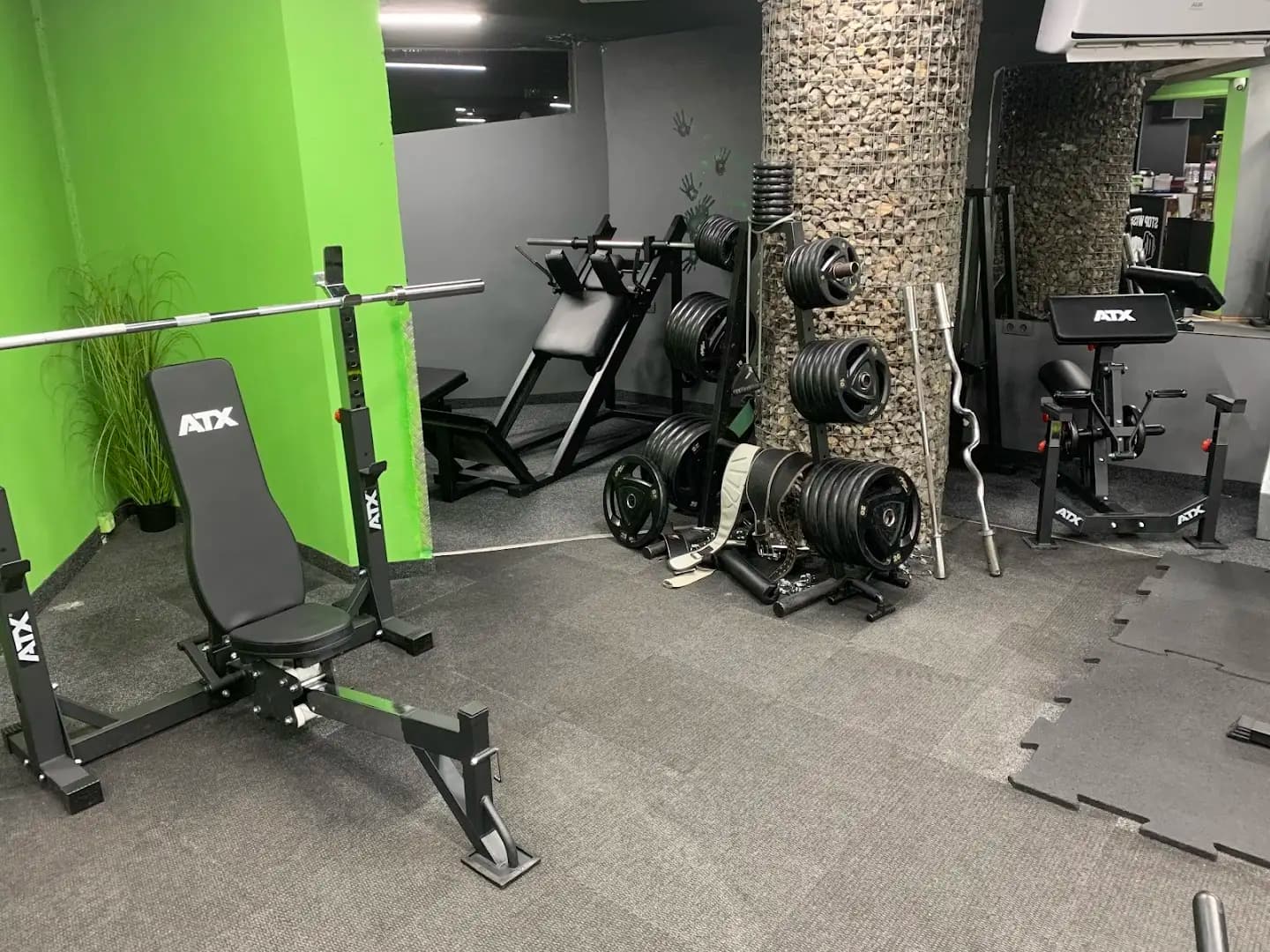 Universe Fitness Center