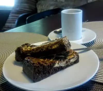Globe Kitchen & GKal Bakery