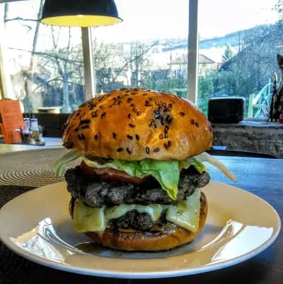 Globe Kitchen & GKal Bakery
