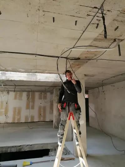 Кей Джи Ес Електрик ЕООД
